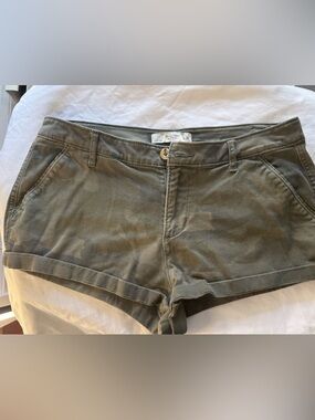 Abercrombie & Fitch Olive Green Camo-Print Jean Shorts